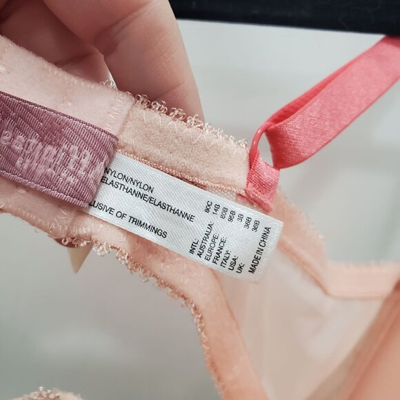 Affinitas Intimates Peach Melon Lace Push Up Demi Underwire Bra Size US 36B - Picture 4 of 5